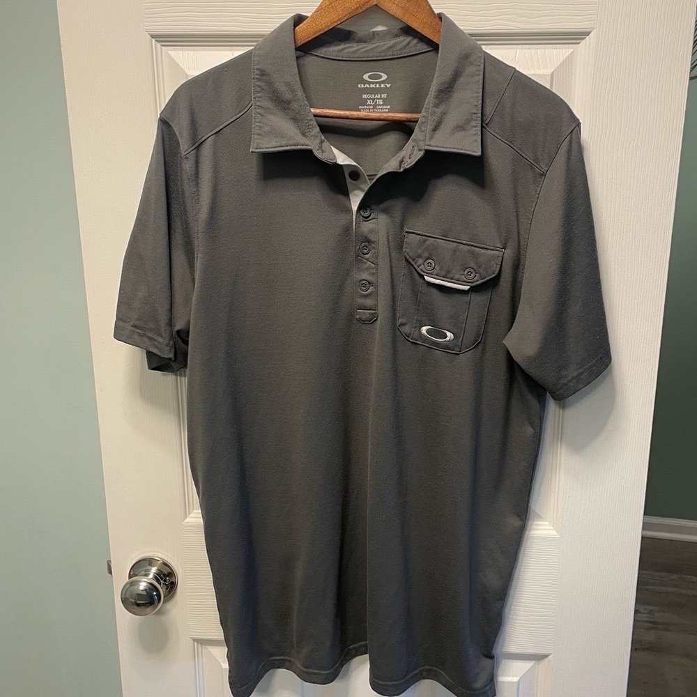 Oakley Men’s Grey Polo Short Sleeve XL Reg Fit